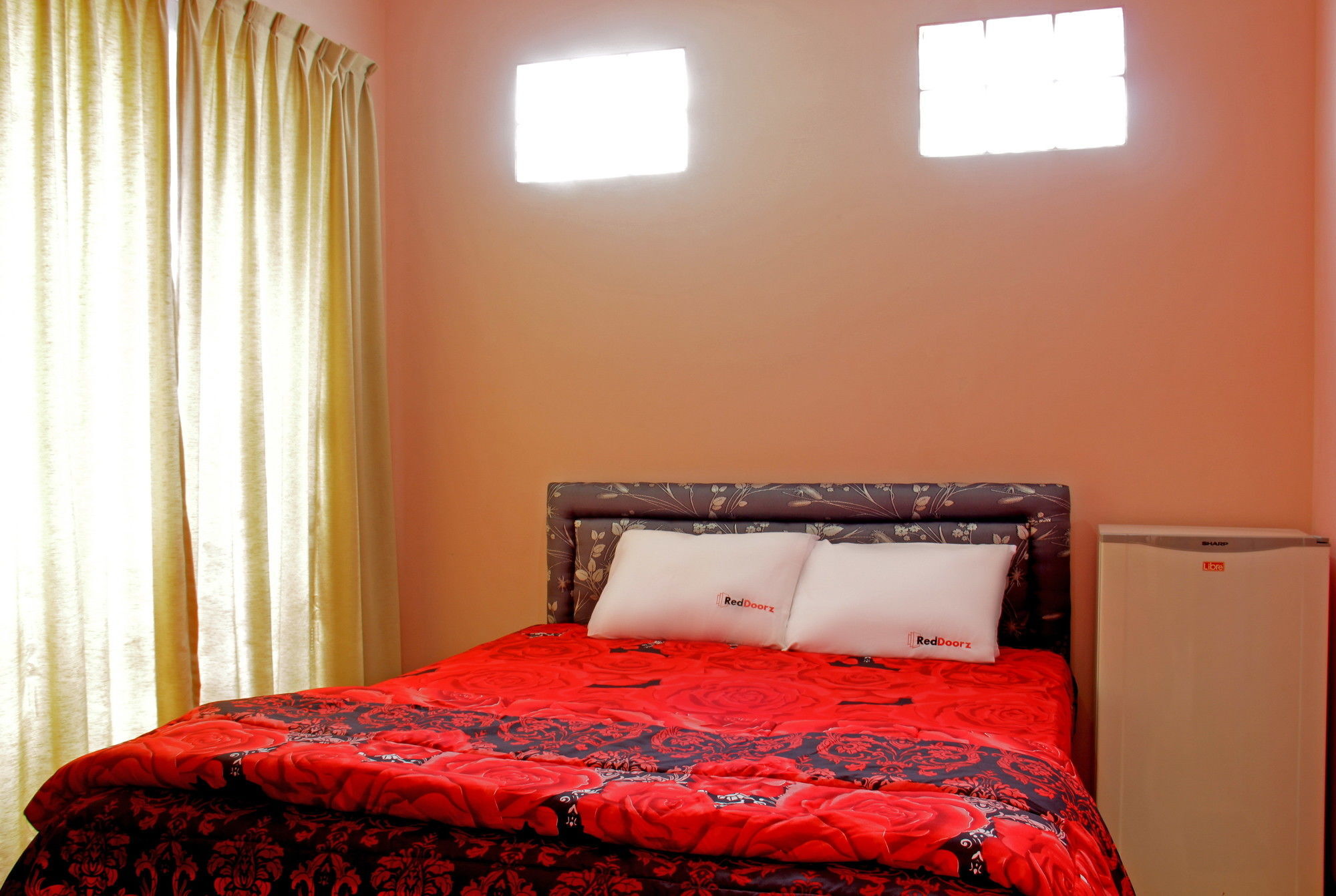 Hotel Reddoorz Near Hyperpoint Pasteur Bandung Zewnętrze zdjęcie